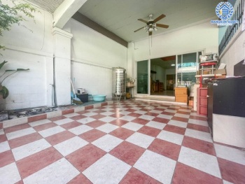 *****ทาวน์เฮ้าส์มือสองย่านนนทบุรี ม.มนวดีพาร์ค วัดลาดปลาดุก เนื้อที่ 16 ตร.ว. ฟังก์ชัน 3 ห้องนอน 2 ห้องน้ำ 1 ที่จอดรถ  บนทำเลเข้าเมืองสะดวก เชื่อมต่อถ.กาญจนาภิเษก, ถ.รัตนาธิเบศร์ ใกล้รถไฟฟ้าสายสีม่วง "สถานีคลองบางไผ่" และทางด่วน "กาญจนาภิเษก" ราคาถูกมาก!